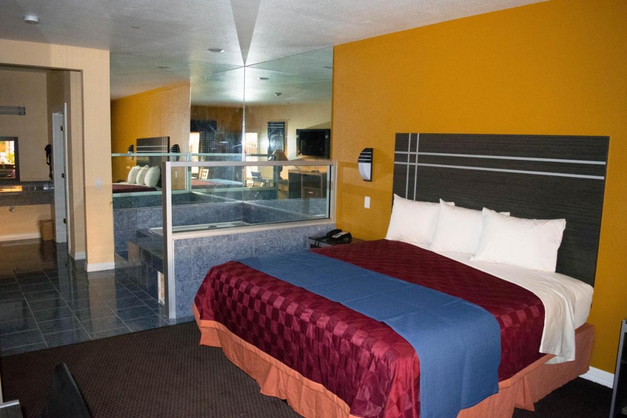Motel 6 Houston, Tx - Willowbrook Mall Экстерьер фото